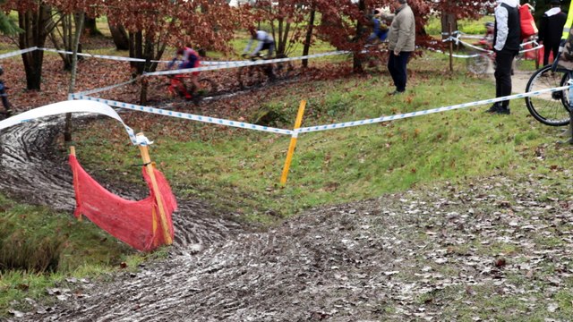 Cpt. Régional de cyclo cross, départ des juniors