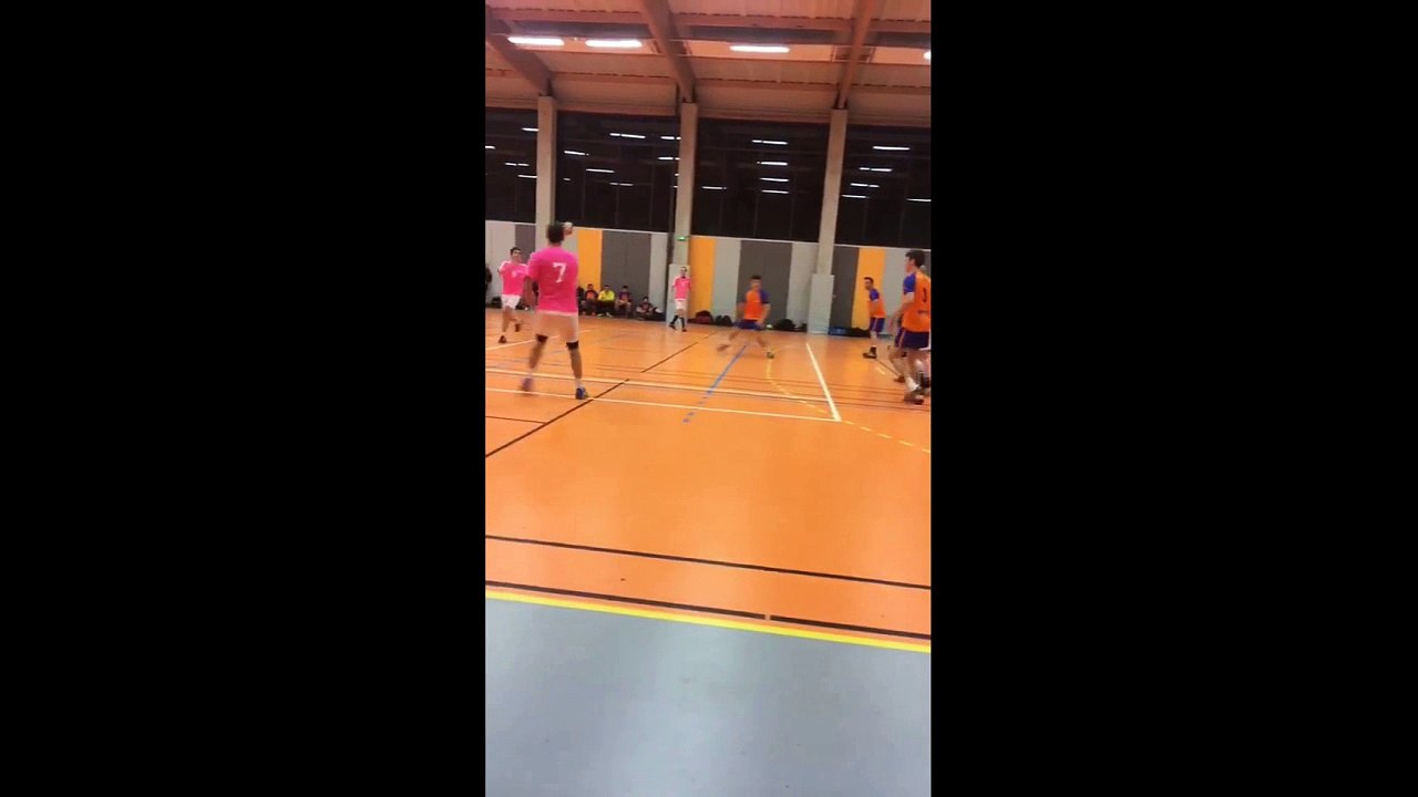 Petite vidéo du match Séniors garçons contre Handball sud deux-Sèvres