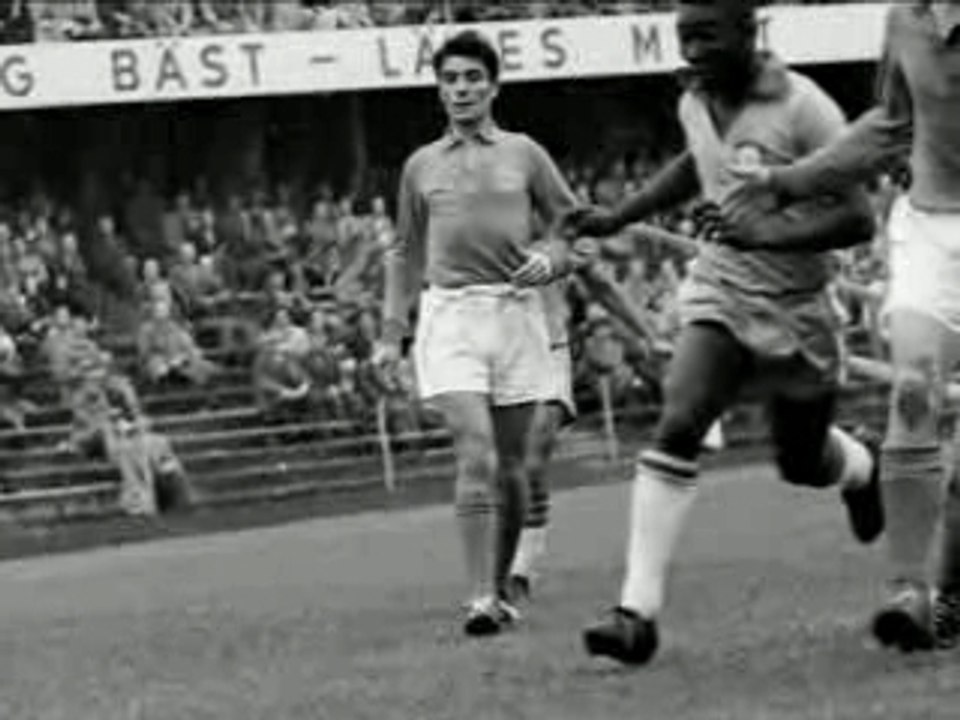 1958 France Bresil 2 a 5 Demi finale de la coupe du monde