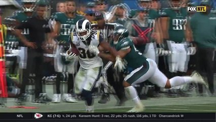 Todd Gurley excels on catch-and-run for 20-yard gain