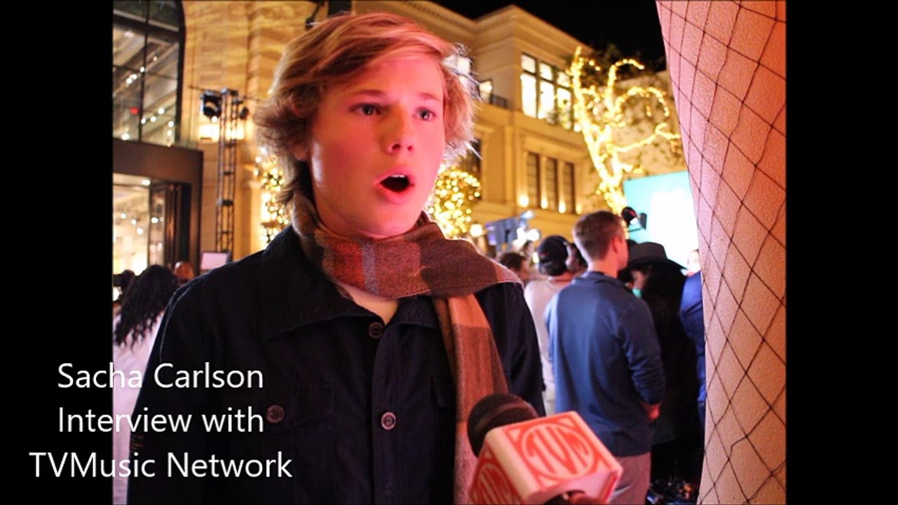 Sacha Carlson of A Christmas Story Live at The Grove Leg Lamp Event