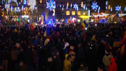 Video herunterladen: Migliaia di romeni in piazza contro la riforma della giustizia