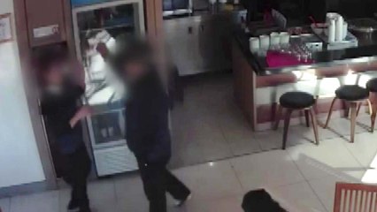 "립스틱이 진해"...여직원 폭행한 건설사 회장 / YTN