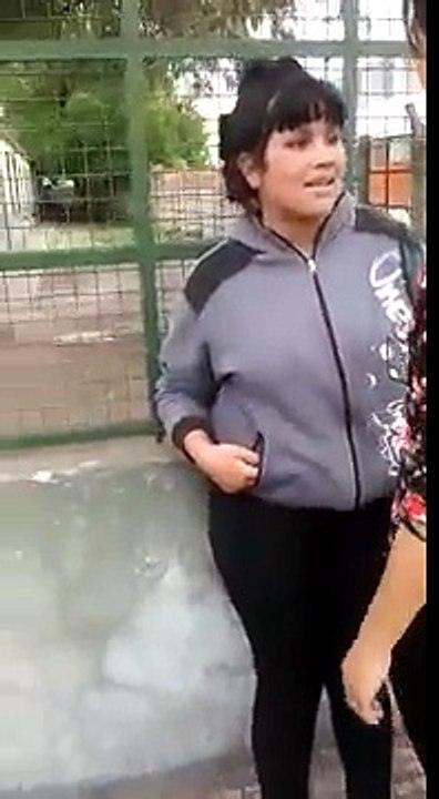 La yeni y la rochi se pelean 2018