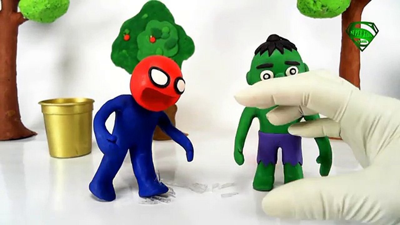 Baby spiderman Loses His the foot play Baby Elsa Superhero Pranks Play Doh Cartoons Stop Motion