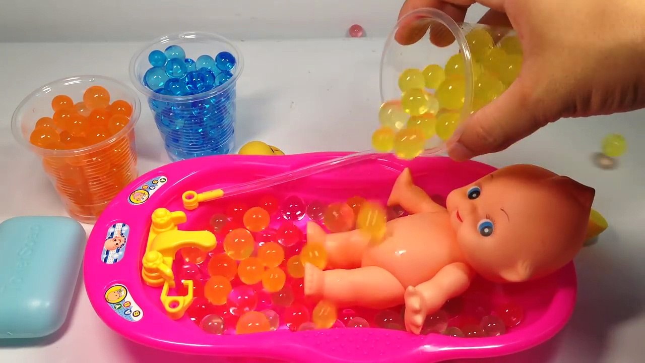 Learn Colors Baby Doll Bath Time with Coloful Orbeez Fun and Creative