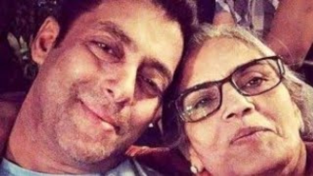 Salman Khan Celebrates Mom Salma Khan's Birthday - Party - Helen, Malaika Arora Khan