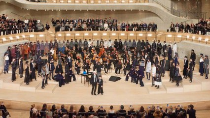 شانيل في هامبورغ: عيشي التجربة كما تنقلها زويا في هذا الفيديو