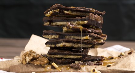 تفنني بالكوكيز مع الكراميل والشوكولاته الذائبة