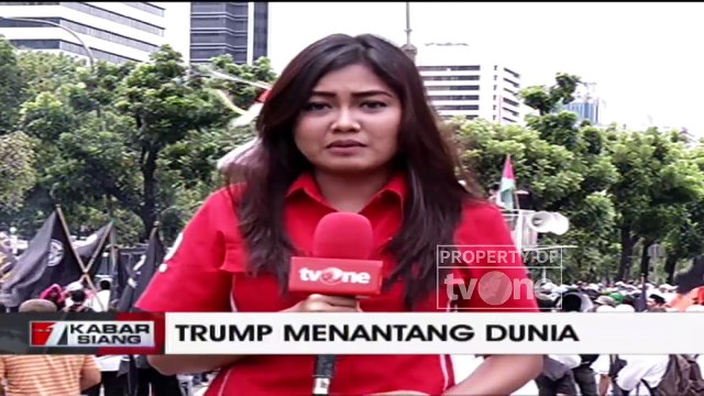 Ribuan Orang Protes Donald Trump di Depan Kedubes AS di Jakarta