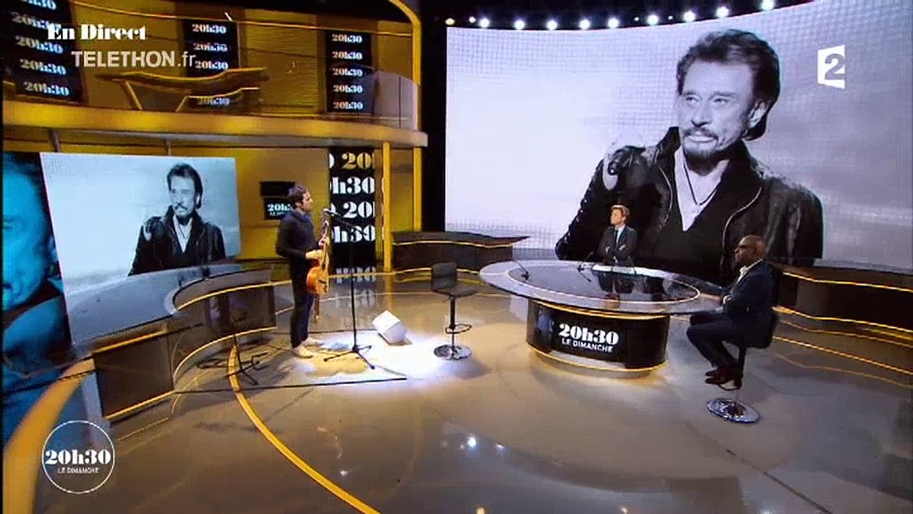 Vianney rend hommage à Johnny Hallyday dans "20h30 le dimanche"