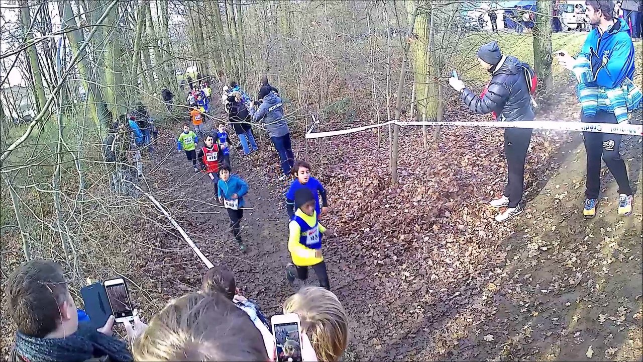 Cross de Sucy-en-Brie le 10/12/2017 Course éveils garçons