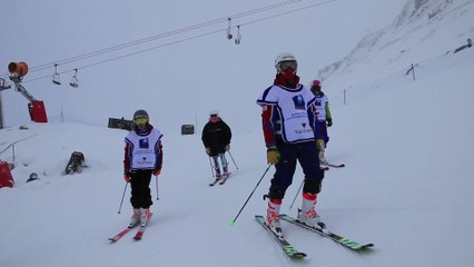 Quand les espoirs du ski français découvrent le Cirque blanc à Val d'Isère