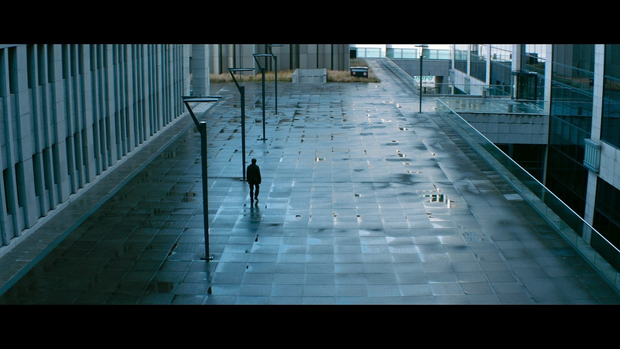 The Eavesdropper / La Mécanique de l'ombre (2017) - Trailer (French)
