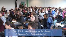 #EDD Des élèves du collège du Fort à Sucy-en-Brie simulent une conférence climatique