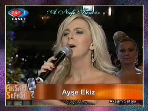 Ayşe EKİZ - Sigaramın Dumanına Sarsam Saklasam Seni