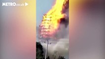 Un pagode de 600 ans réduite en cendres par un incendie monstrueux