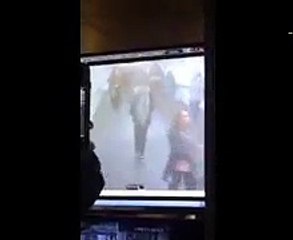 Скачать видео: CCTV footage incident Port Authority bus terminal in #NewYorkCity.