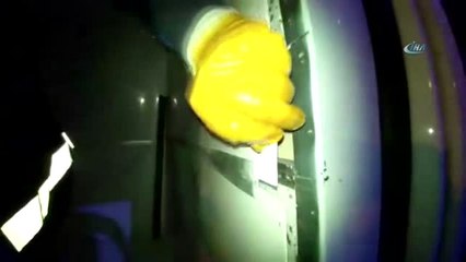 Durdurulan Tır ile Minibüste 55 Bin Paket Kaçak Sigara Ele Geçirildi
