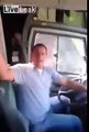 Ce conducteur de bus Mexicain se lève alors que son véhicule roule pour ambiancer ses passagers