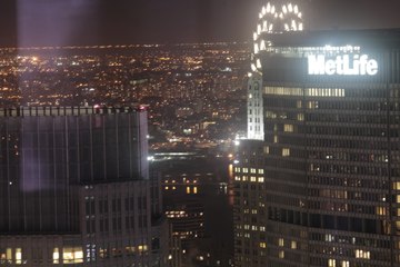 Manhattan - (from "NEW YORK CITY LIMITS - AI CONFINI DELLA CITTA' ") Diretto da Livio Fornoni