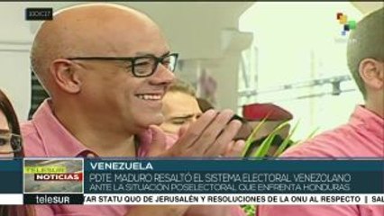 Maduro compara el sistema electoral de Vzla. con el de Honduras