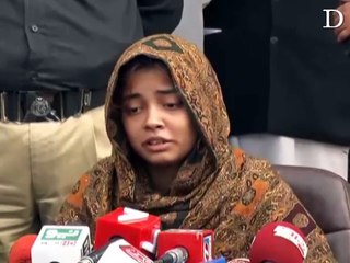 Woman says she killed sister for being blackmailed over...