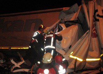 Tem'de Feci Kaza: 1 Ölü, 2 Yaralı