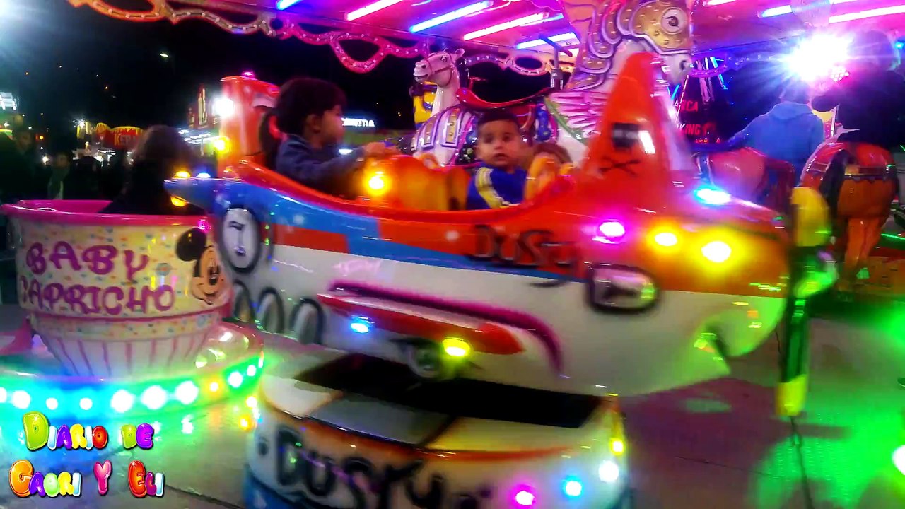 Diversión En la Feria De Mi Pueblo ???? Atracciones Para Niños y Fuegos Artificiales ???? KIDS VLOGS
