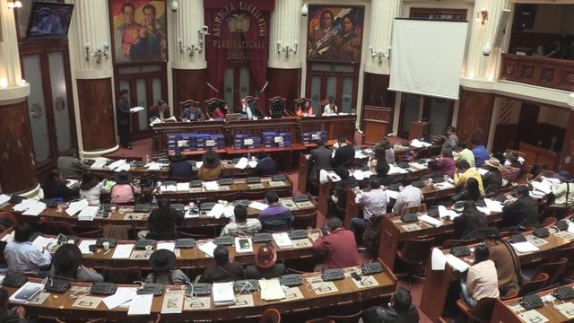 Piden procesar a dos empresas bolivianas de los papeles de Panamá