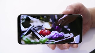 Samsung Galaxy S8 and S8 Plus - Hands On with the Best so far!-CqbooV7IKYQ