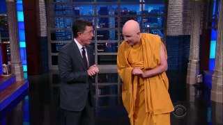 Faux Monks Are Scamming New York City's Tourists-UDQhrqnb3CY