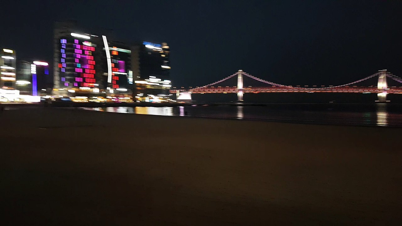 Busan Gwangan Beach 9