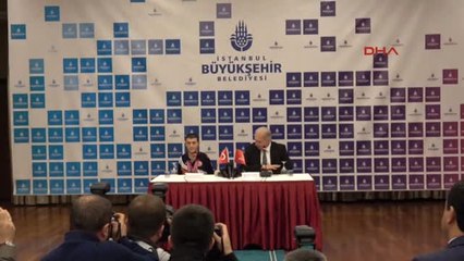 Dünya Şampiyonu Yüzücüye İbb'den Ev Hediyesi