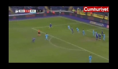 Fenerbahçe'nin gözdesi kapıyı kafa atarak açtı