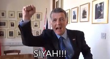 İngiliz Büyükelçi Richard Moore'un Veda Videosuna, Beşiktaş Mesajı Damga Vurdu