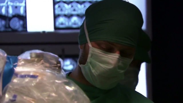 Sen De Gitme 10.Bölüm - İlker Zorlu Ameliyat İçin İzin Alıyor!