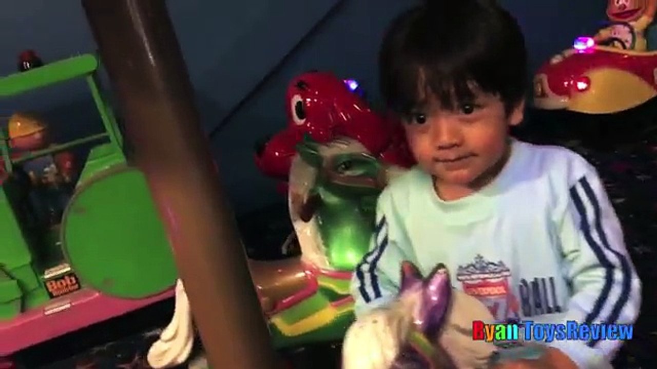 Family Fun Play Area for Kids Arcades Games Children Play Center Amusement Rides Ryan ToysReview