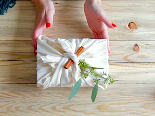 3 DIY Ways to Wrap Your Gifts with Rustic Charm