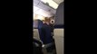 Une femme pète un cable après avoir été surprise en train de fumer dans un avion