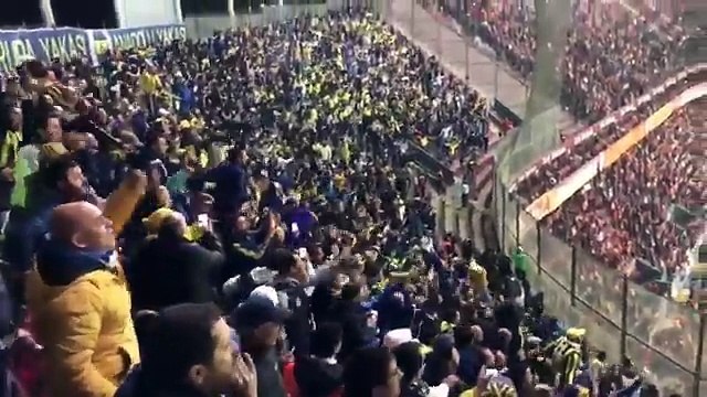 FENERBAHÇE TARAFTARI TT ARENA'DA GALATASARAY 0-1 FENERBAHÇE ] #TRİBÜN ÖZETİ