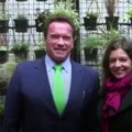 L'image à ne pas louper: Schwarzenegger troque la voiture pour le Vélib'