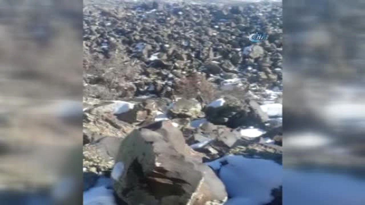 Ağrı'da Terör Operasyonu...çamaşır Makinesi Altından Gizli Sığınak Çıktı