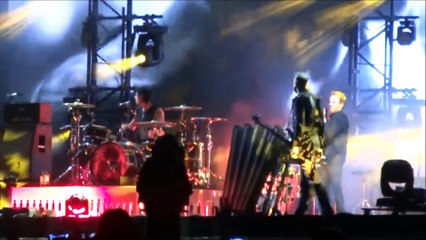 Muse - Supermassive Black Hole, Pinkpop Festival, Landgraaf, Netherlands  6/12/2015