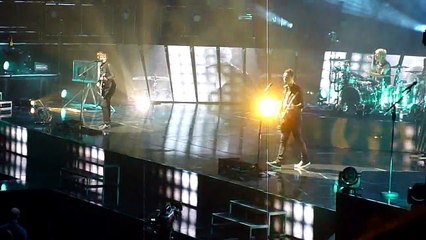 Muse - Supermassive Black Hole, Allphones Arena, Sydney, NS, Australia  12/13/2013