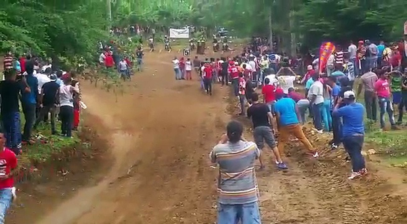 carrera del motores tierra