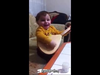 Minik Aşıktan Gönüllere Dokunan Bir Parça