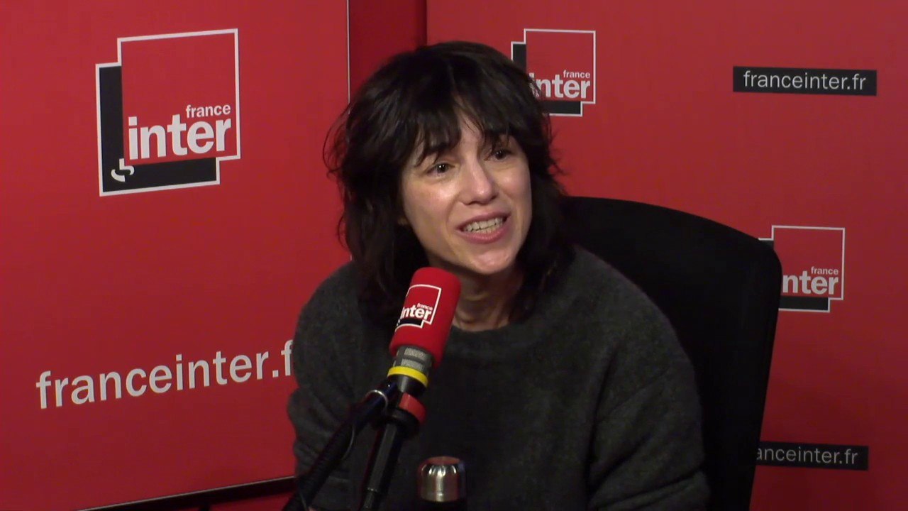 Charlotte Gainsbourg : "Quand on a 19 ans et qu'on perd son père, il fallait que je reste la tête haute face aux gens qui me parlaient de leurs souvenirs"