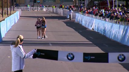 Une coureuse gagne le Marathon de Dallas grâce à l’aide d’une autre coureuse