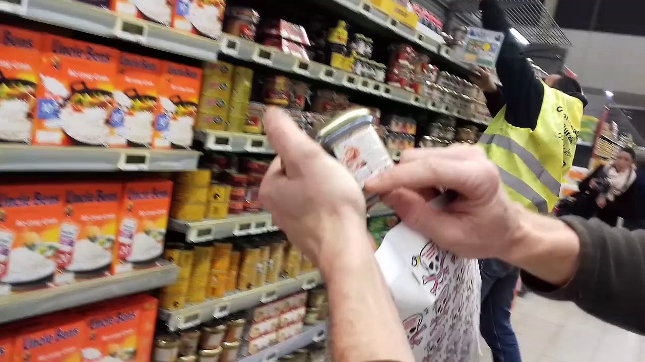 Les canards en colère dans les rayons des supermarchés